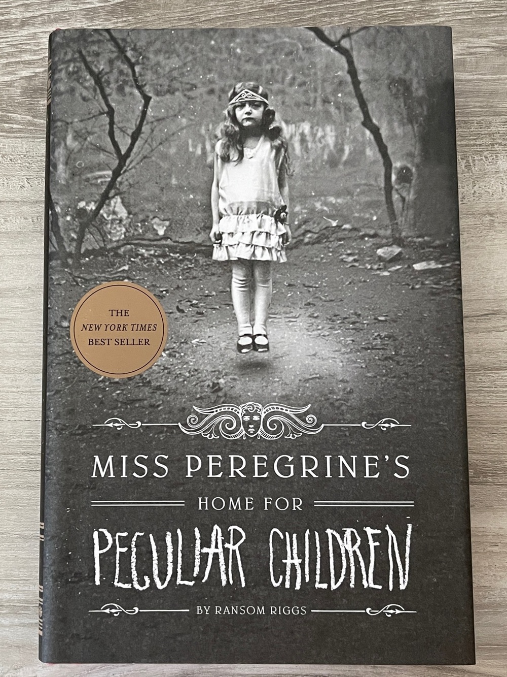 Miss Peregrines Home for Peculiar Children by Ransom Riggs